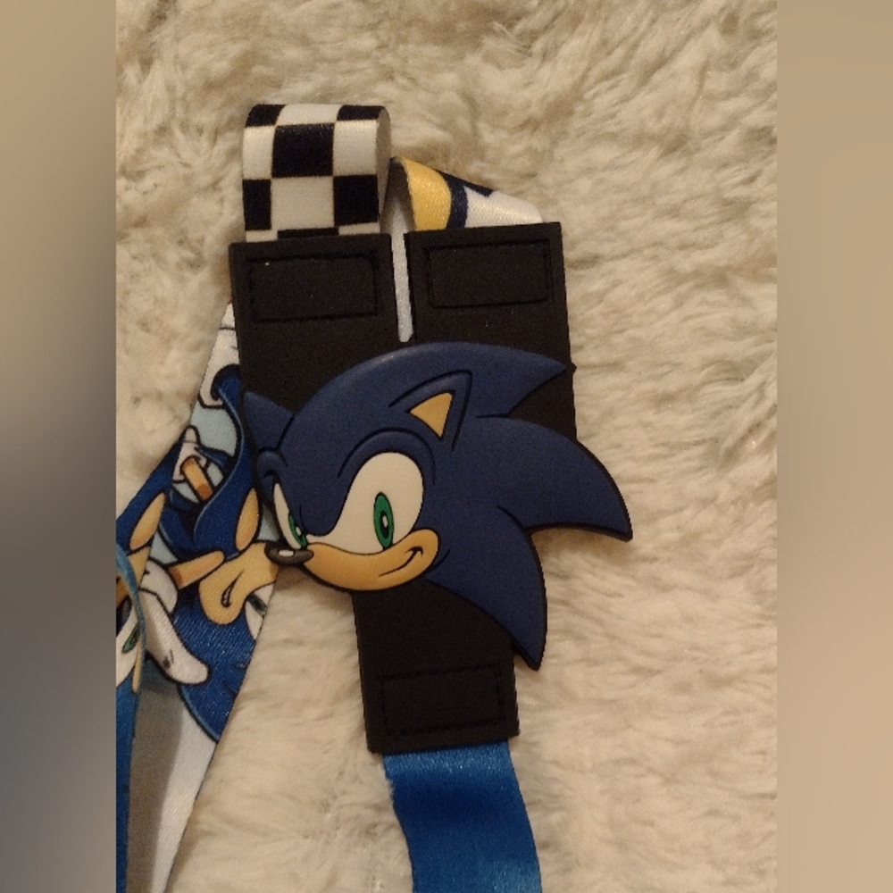 Sonic the Hedgehog Multi-use Lanyard with ID Holder - Picture 3 of 4